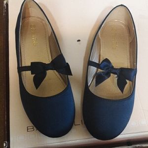 Navy flats